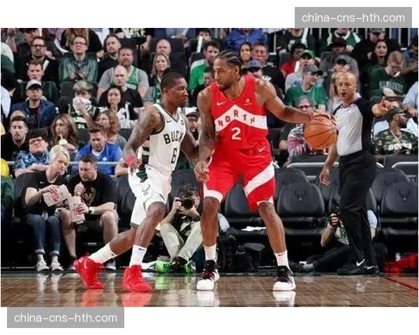 深度复盘:勇士如何凭借第四节防守逆转雄鹿